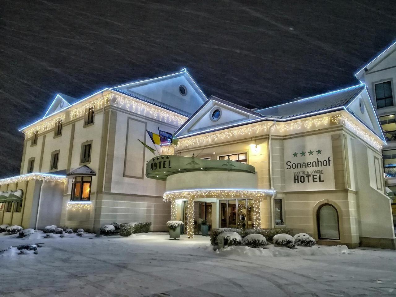 Hotel Sonnenhof Suceava Buitenkant foto